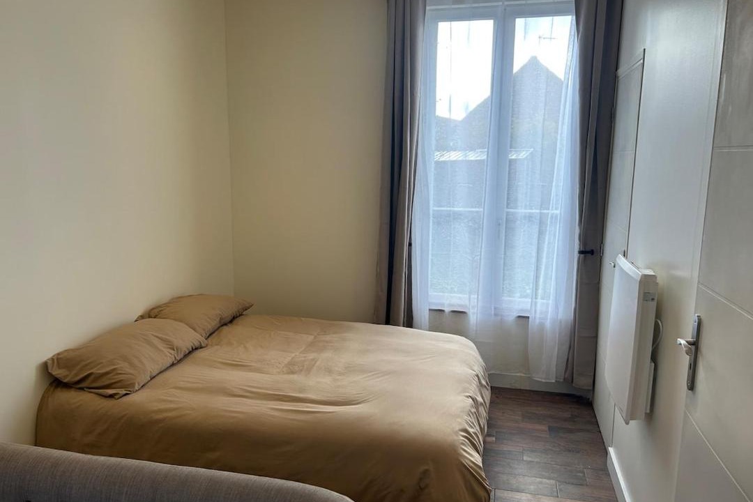 Photo of Bedroom in Mery-la-Bataille