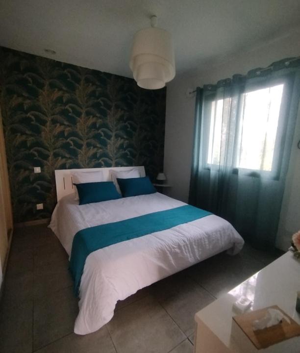 Photo of Bedroom in Massillargues-Attuech