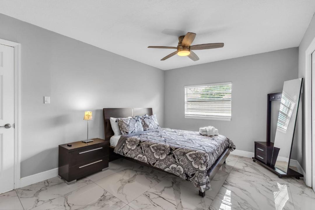 Photo of Bedroom in Deerfield Beach
