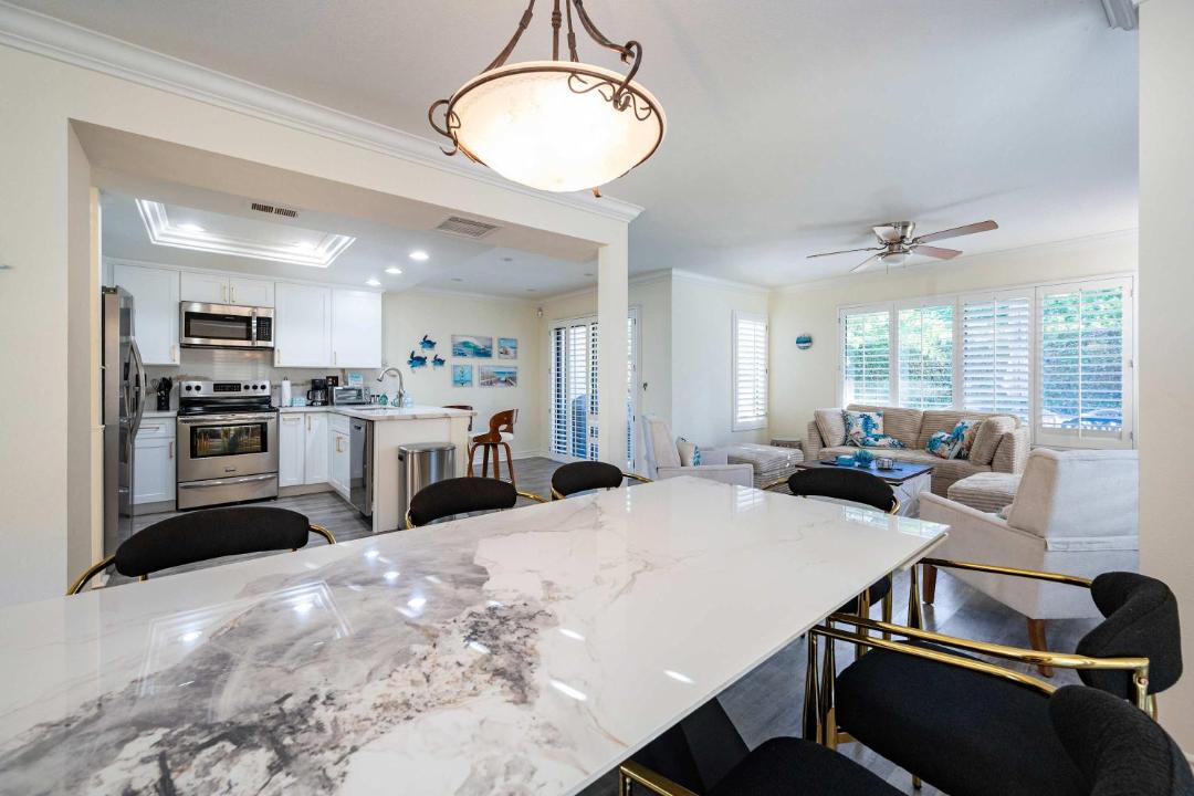 Photo of Kitchen in Laguna Niguel