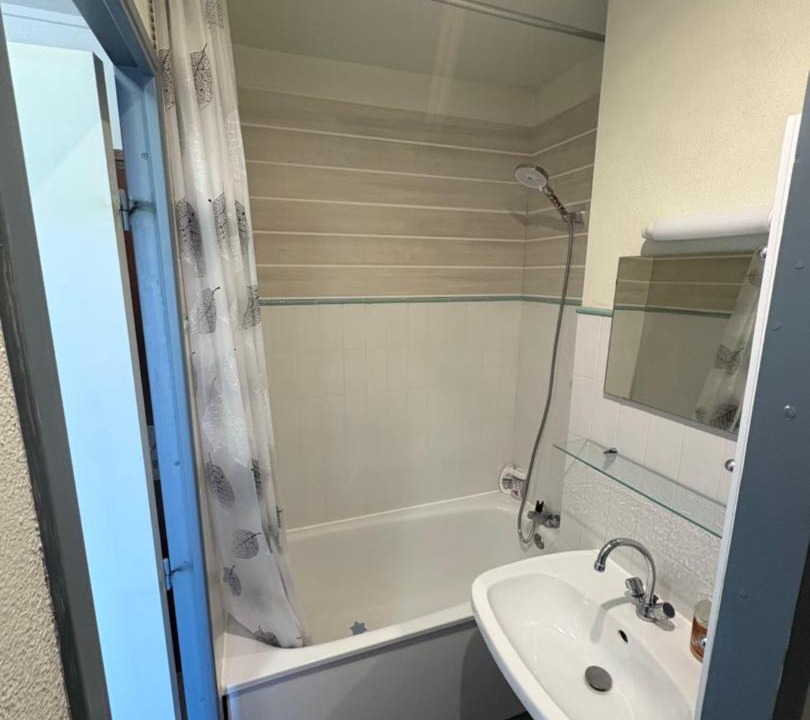 Photo of Others in Hirmentaz