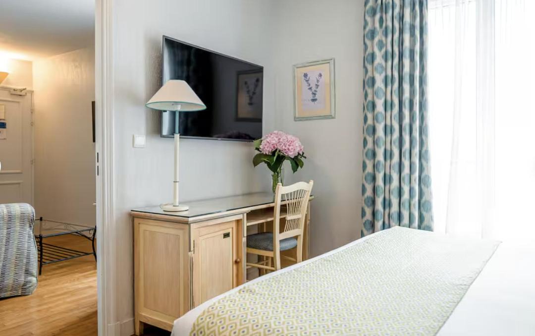 Photo of Bedroom in Ternes