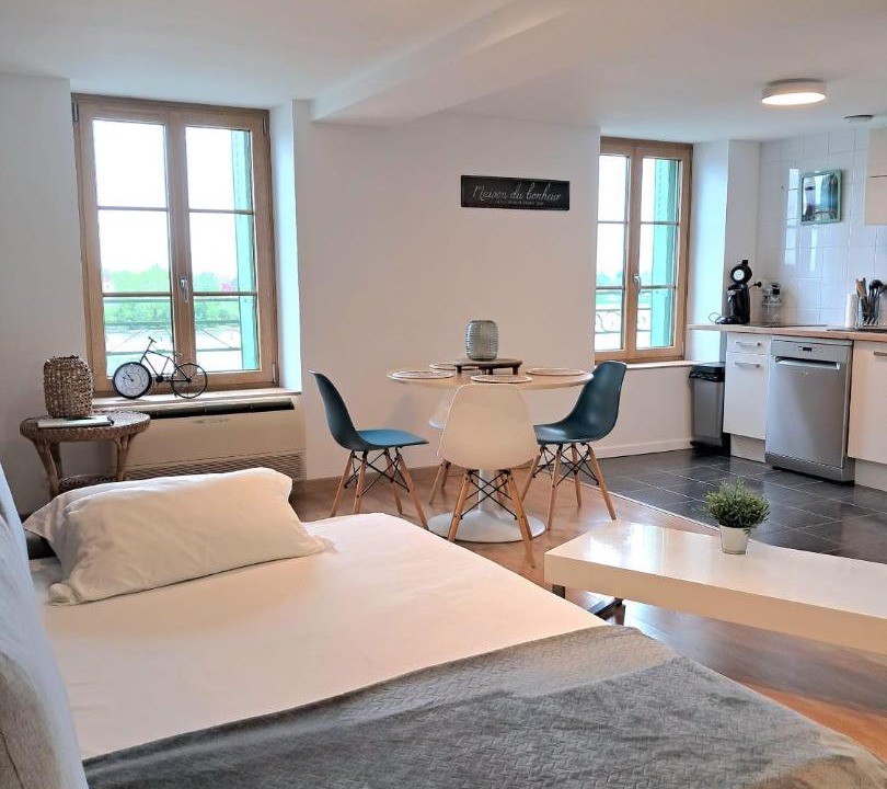 Photo of Others in Saint-Denis-de-l'Hotel