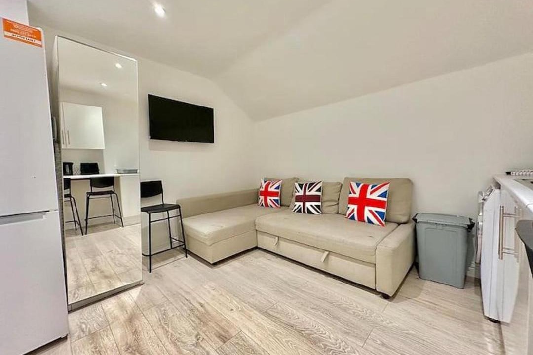 Photo of Others in Earlsfield