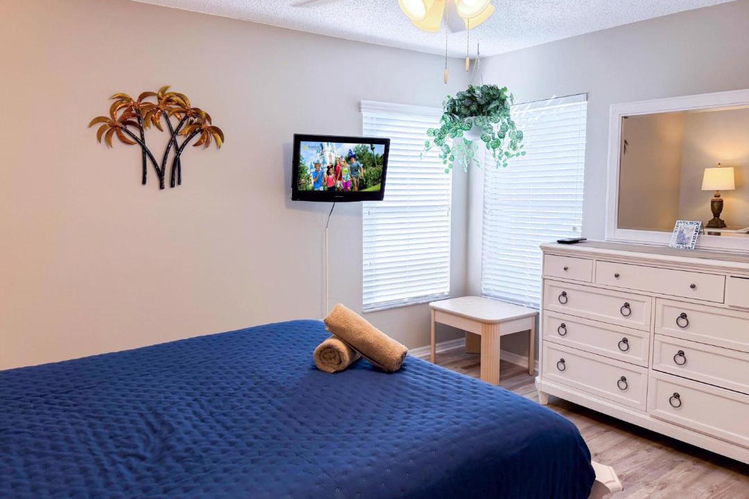 Photo of Bedroom in Ridgewood Lakes