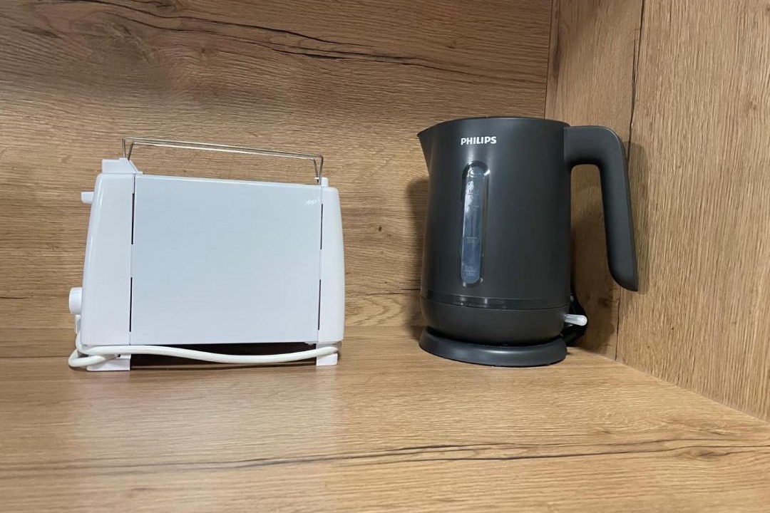 Photo of Others in Valence