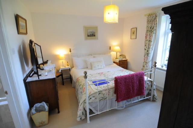 Photo of Others in Dorking