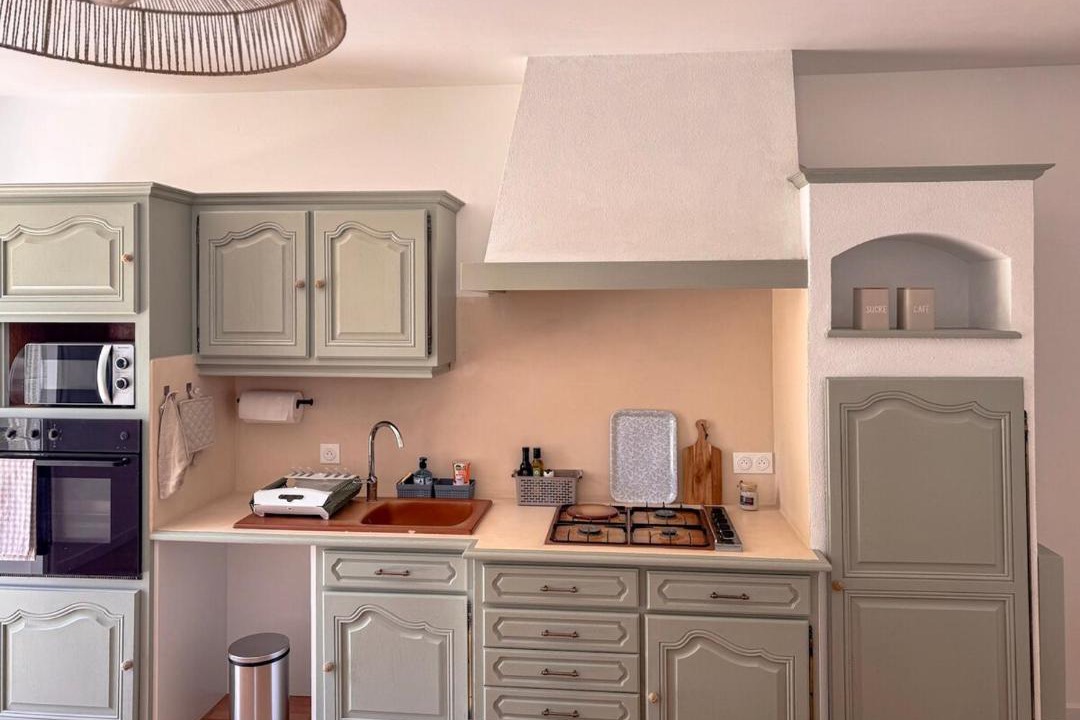 Photo of Kitchen in Montravers