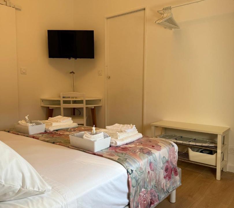 Photo of Bedroom in Chitenay