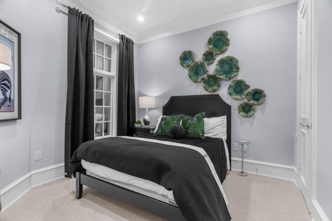 Photo of Bedroom in Uptown