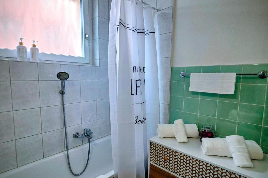 Photo of Bathroom in Montreux City Centre