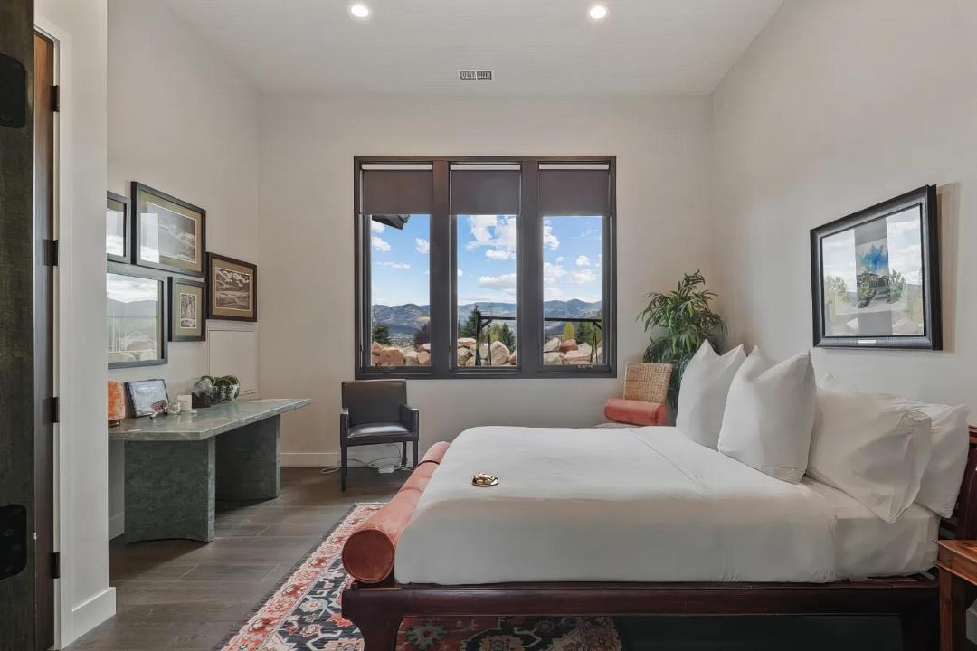 Photo of Bedroom in North Snyderville Basin