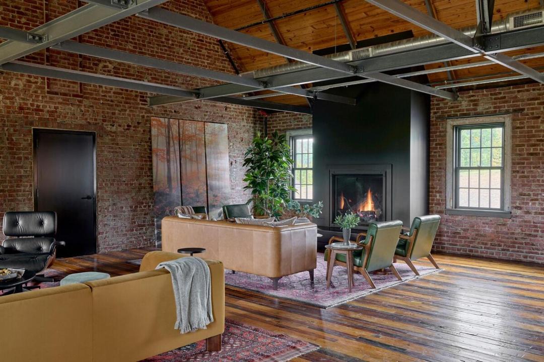 Photo of Others in Warwick