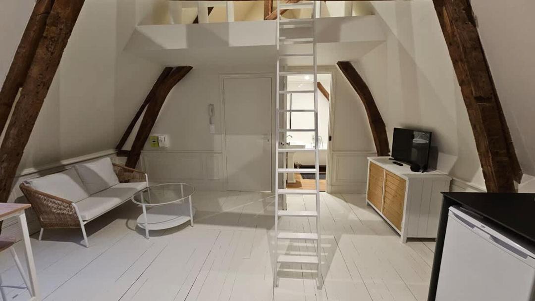 Photo of Others in Arras