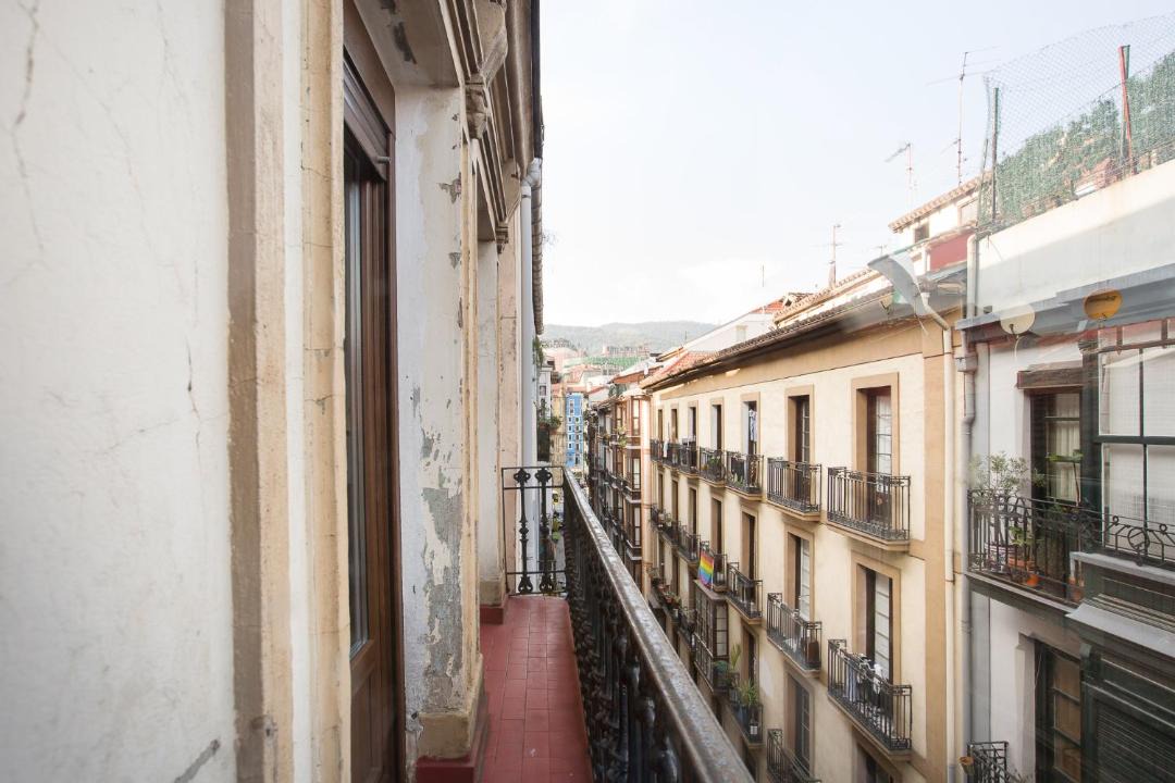 Photo of Others in Bilbao la Vieja