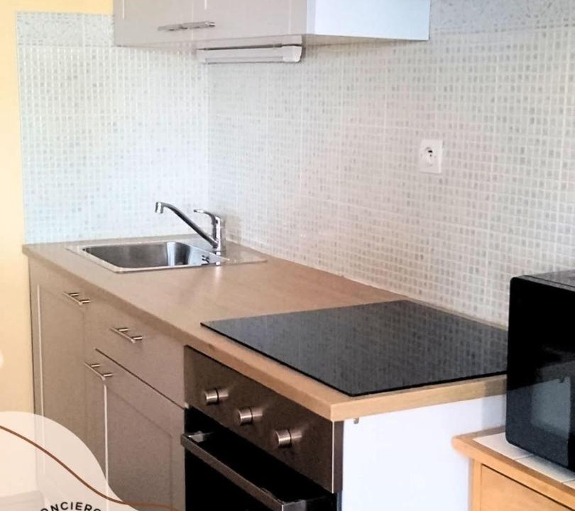 Photo of Others in Carvin