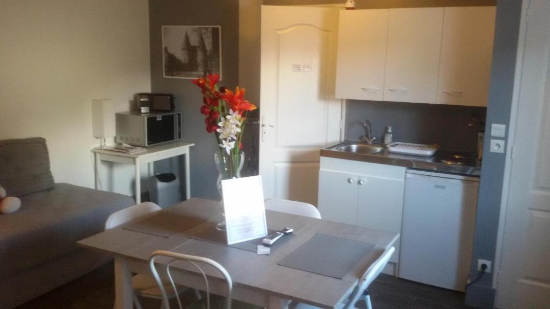 Photo of Others in Tille