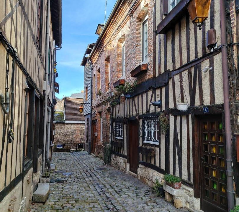 Photo of Others in Pont-Audemer