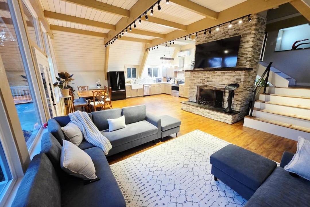 Photo of Livingroom in Snohomish