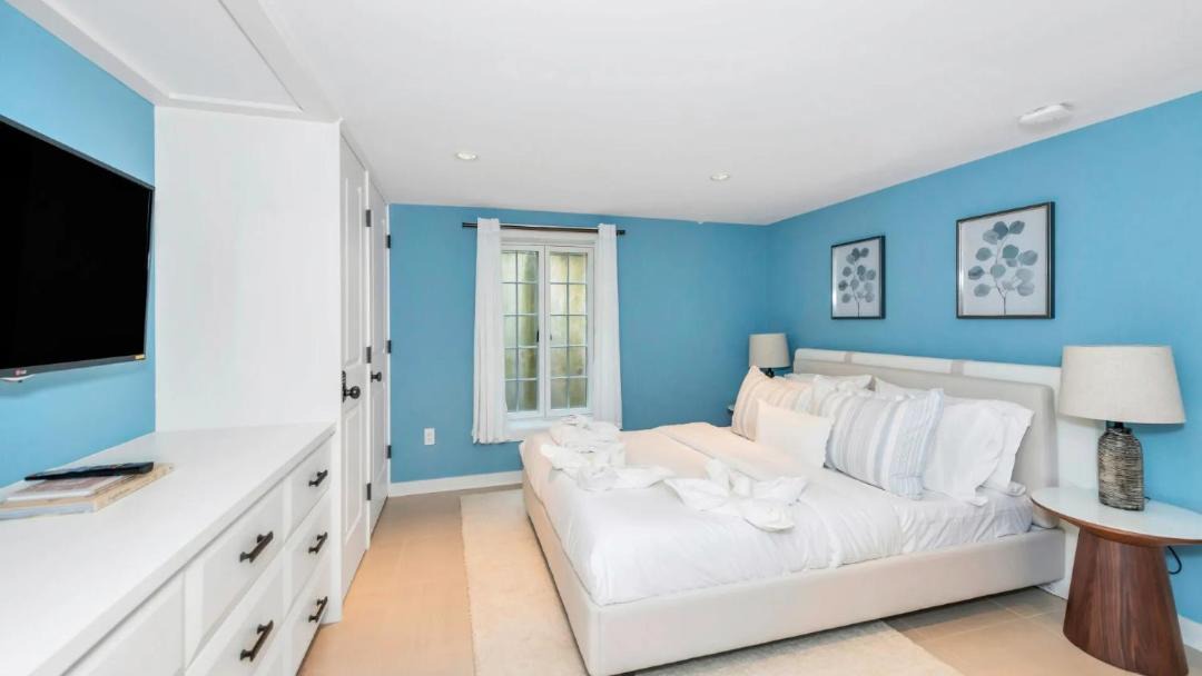 Photo of Others in Springs