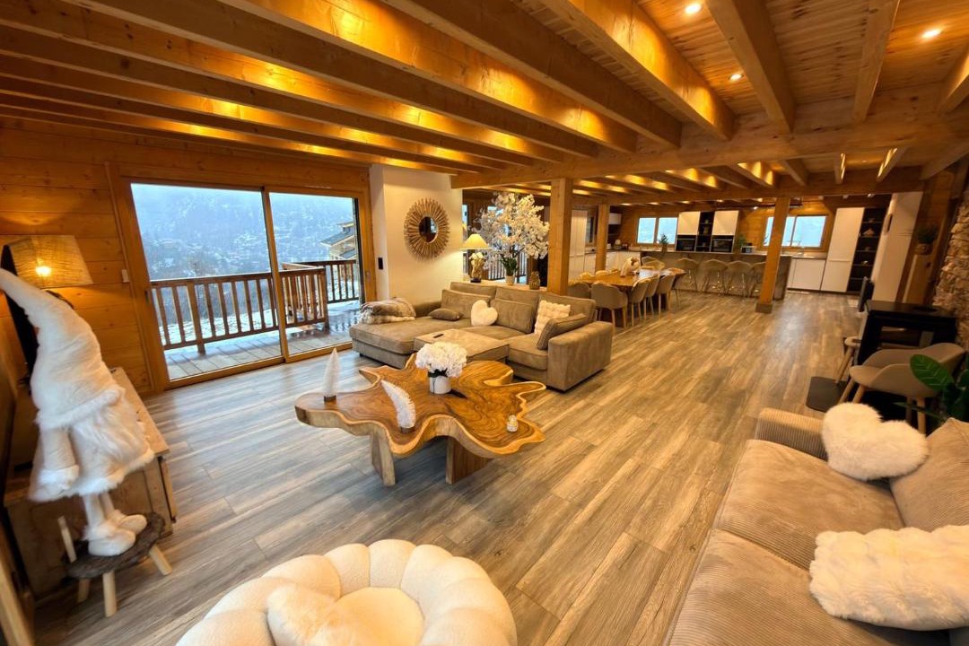 Photo of Others in Allos