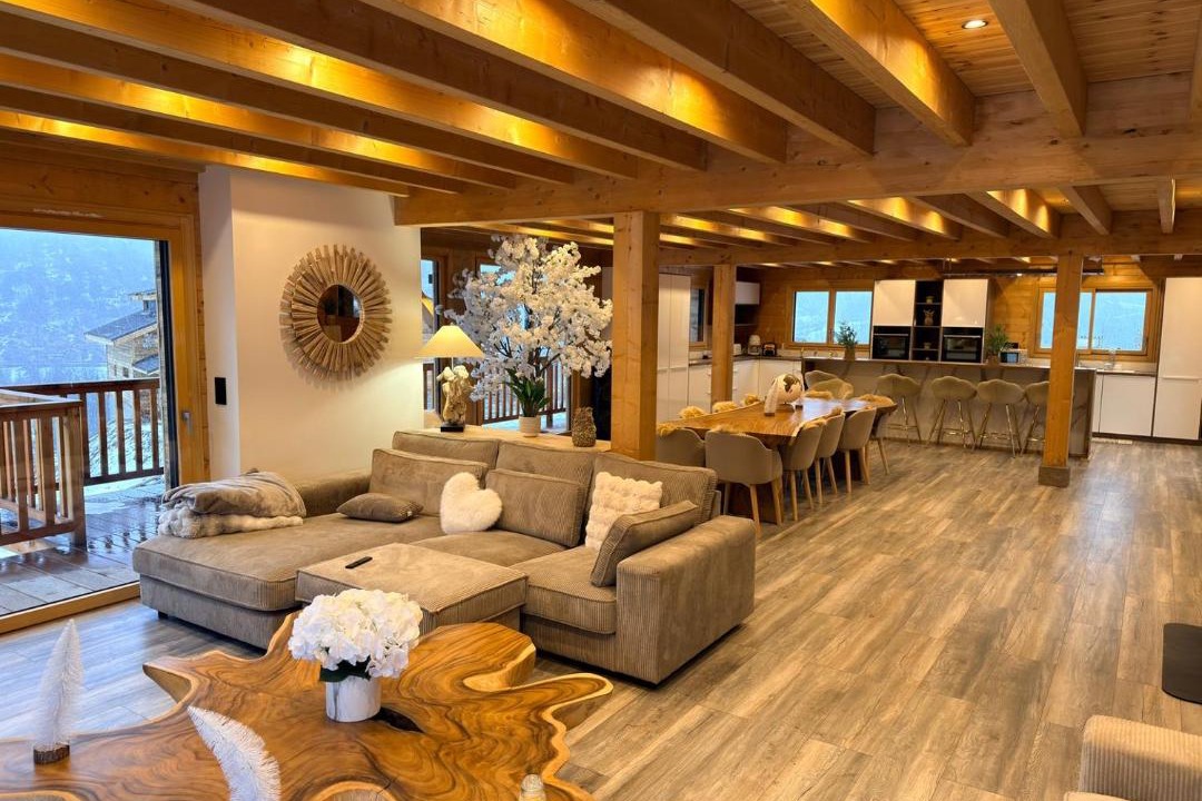 Photo of Others in Allos