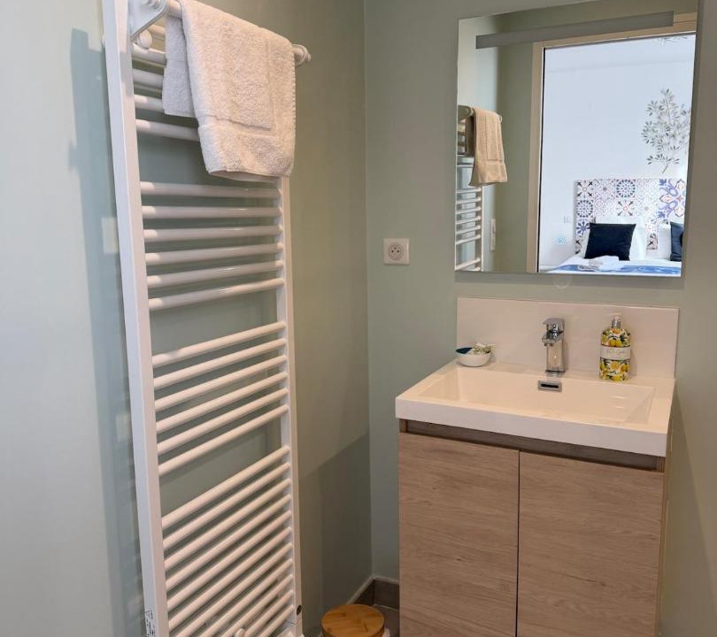 Photo of Bathroom in Matougues