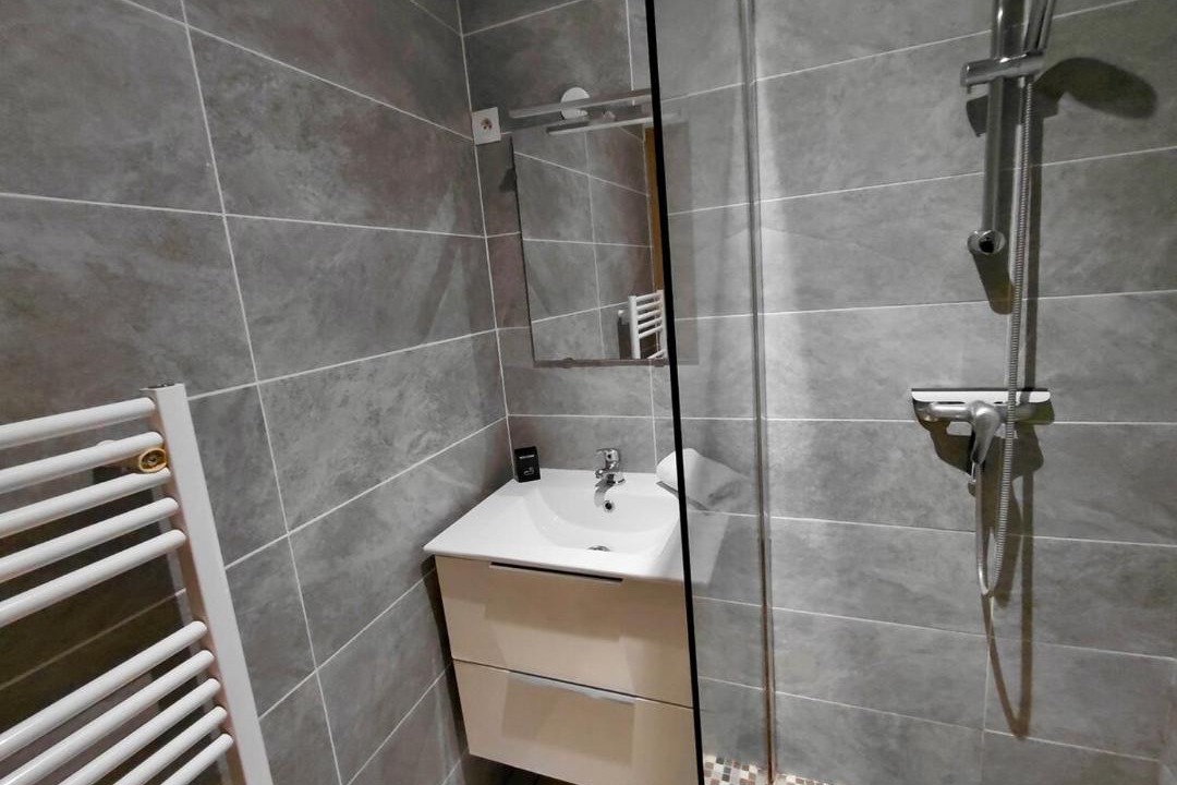 Photo of Bathroom in Charleville-Mezieres