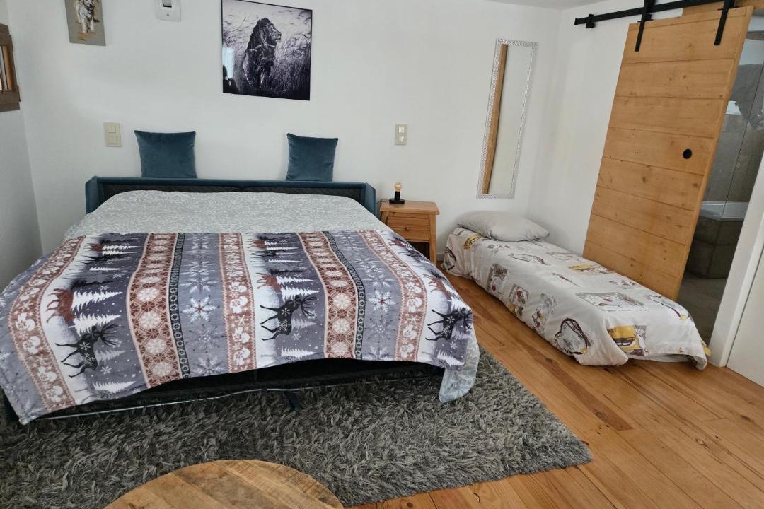 Photo of Others in Belvedere