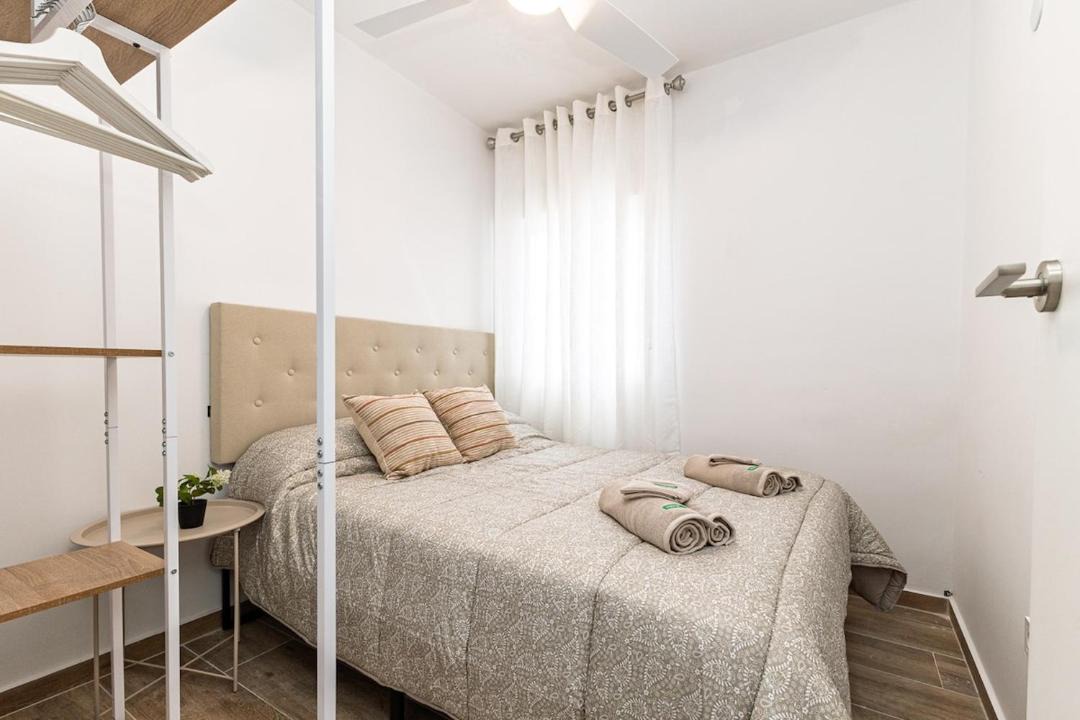 Photo of Bedroom in Torrent