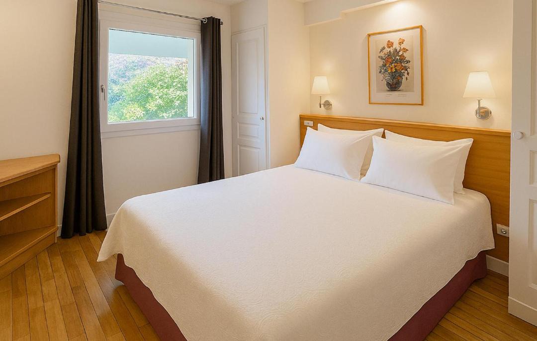 Photo of Bedroom in Saint-Andre-des-Eaux