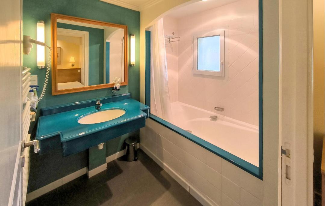 Photo of Bathroom in Saint-Andre-des-Eaux