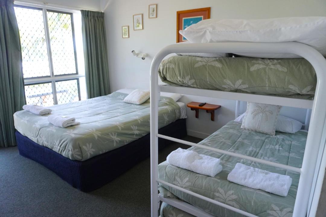 Photo of Others in Bowen