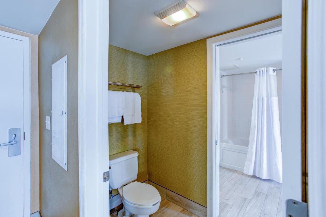 Photo of Bathroom in Northeast Virginia Beach
