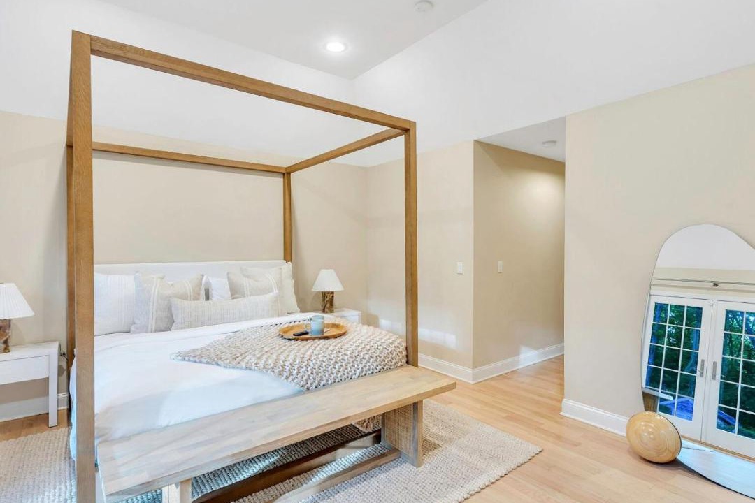 Photo of Bedroom in Northwest Harbor
