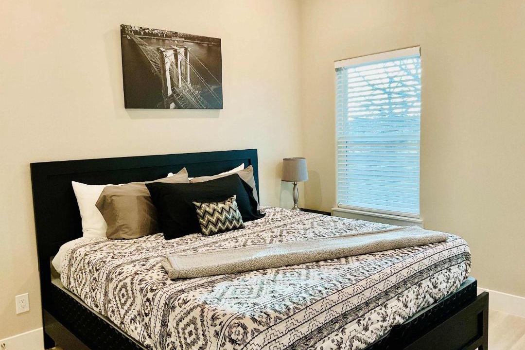 Photo of Bedroom in Clear Lake Shores