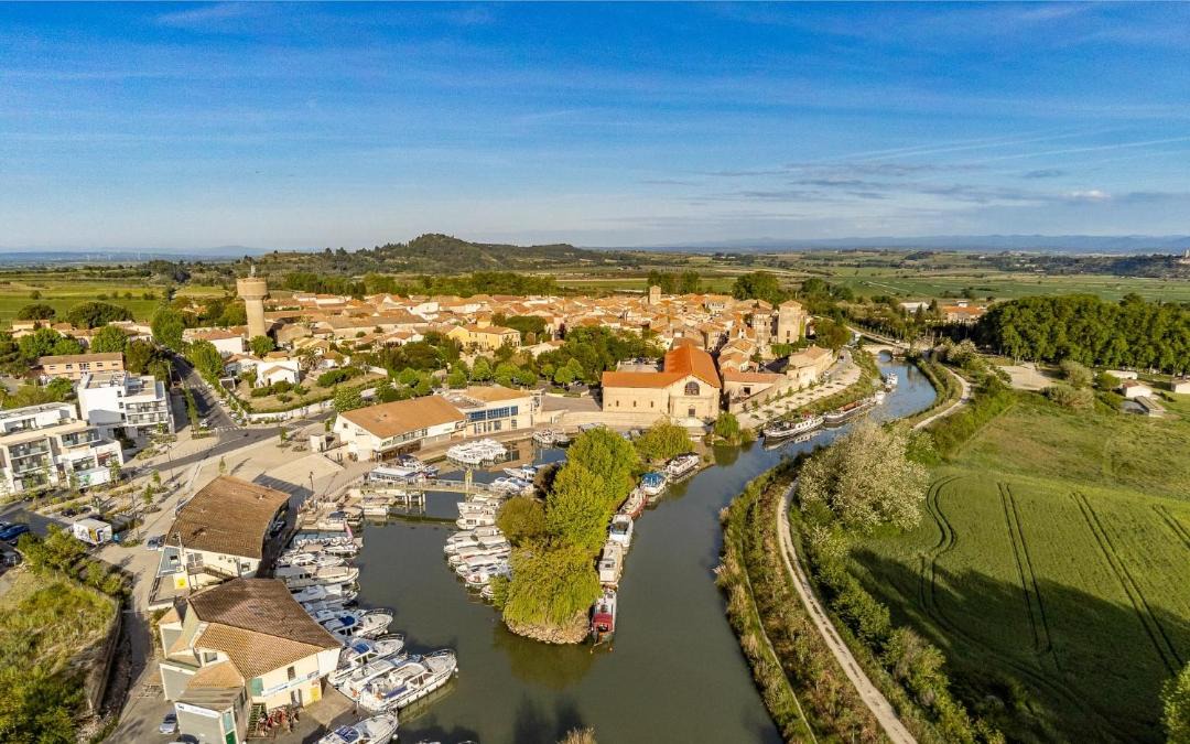 Photo of Buildings in Colombiers