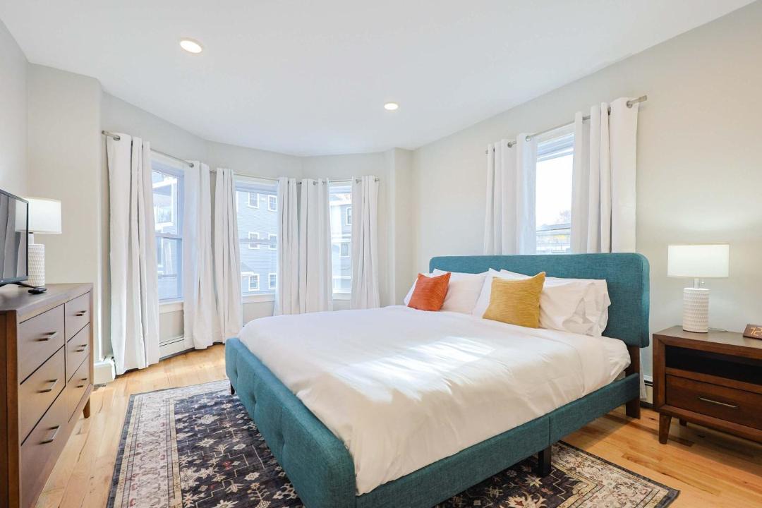 Photo of Bedroom in Cleveland Circle