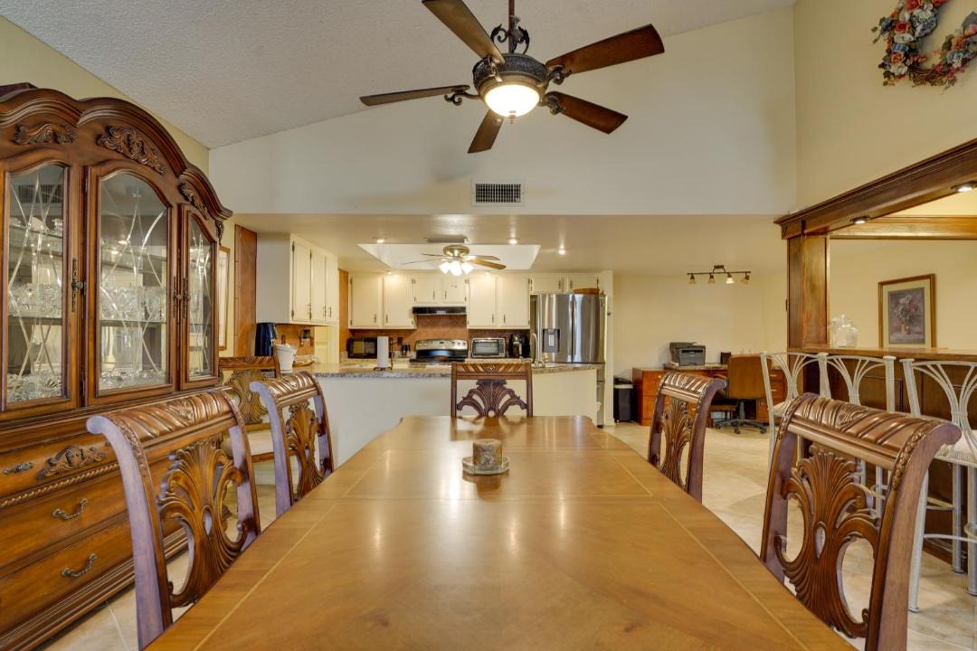 Photo of Kitchen in Cottonwood