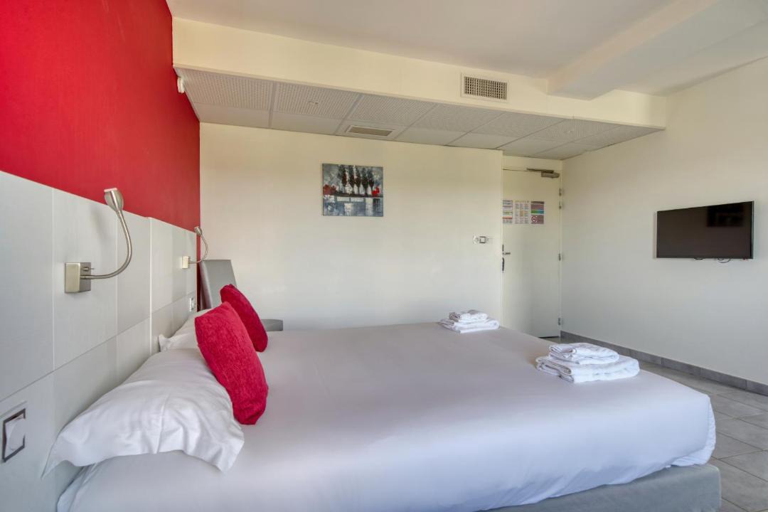 Photo of Bedroom in Collias