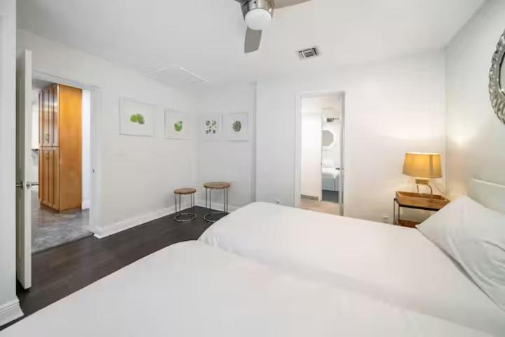 Photo of Bedroom in North Miami Beach