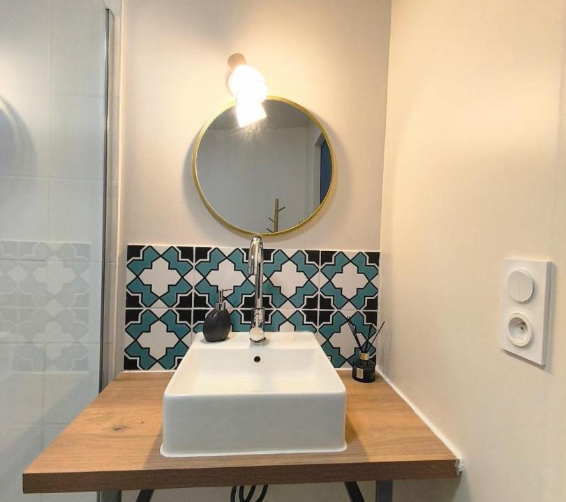 Photo of Bathroom in Treize-Vents