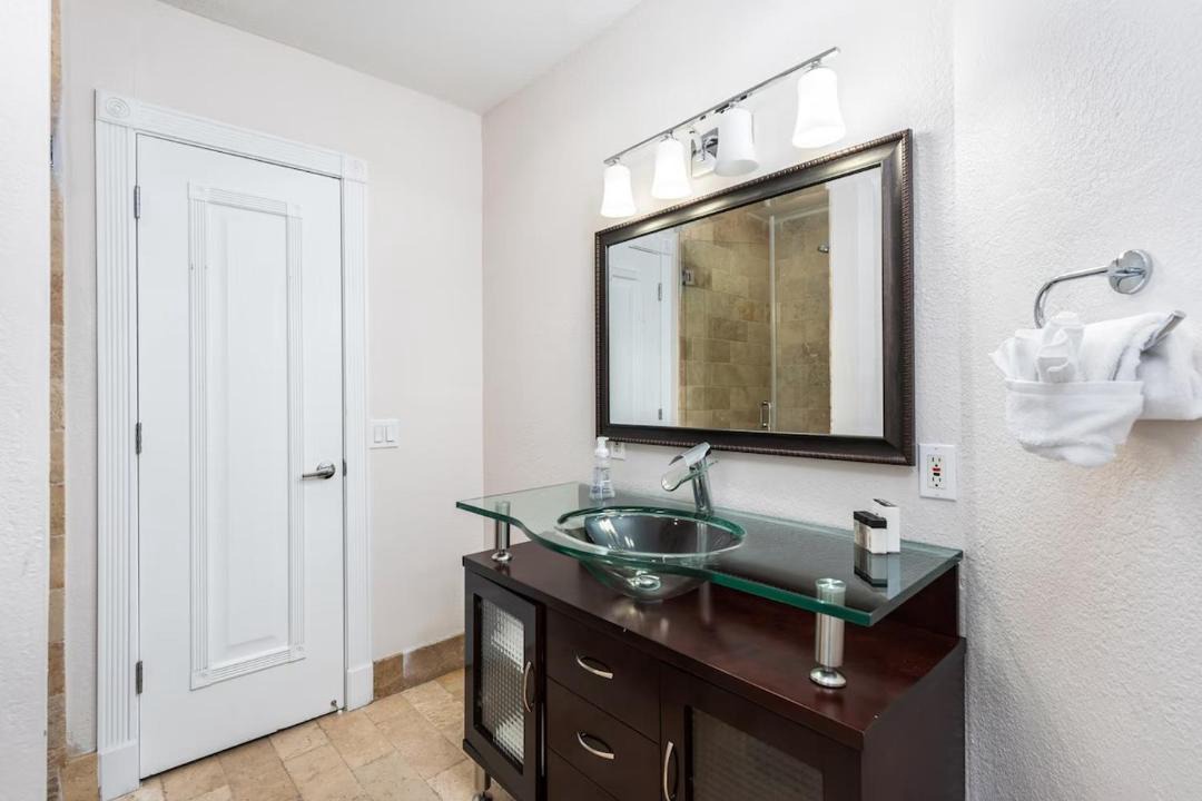 Photo of Bathroom in Miami Shores