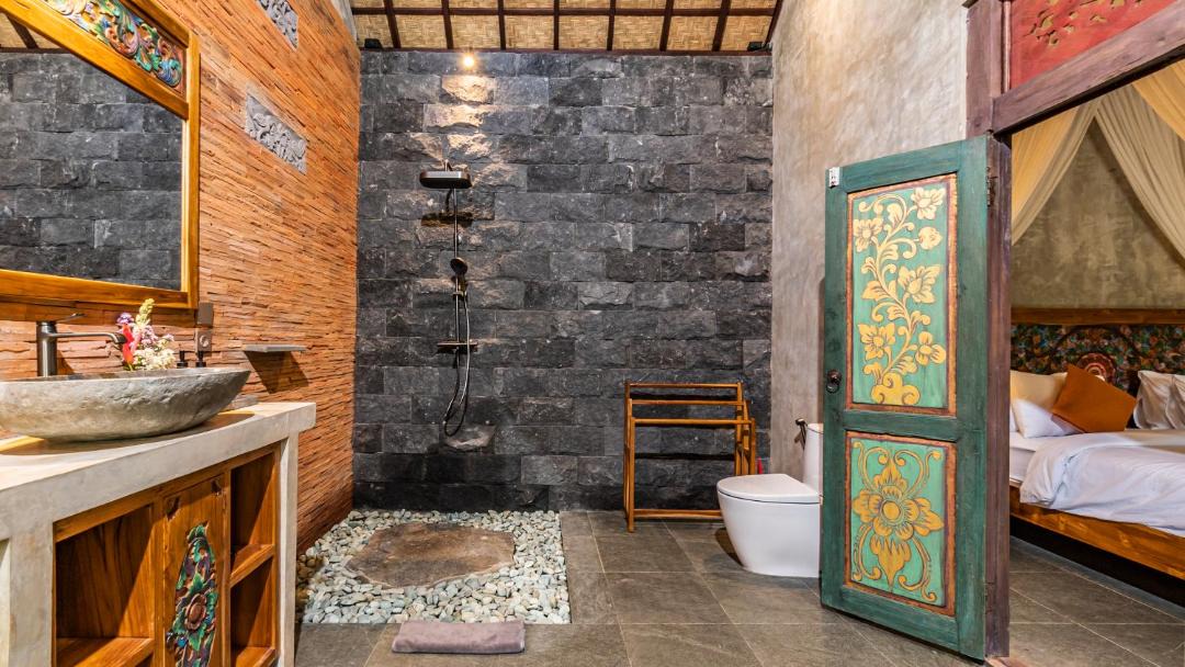 Photo of Others in Kedewatan