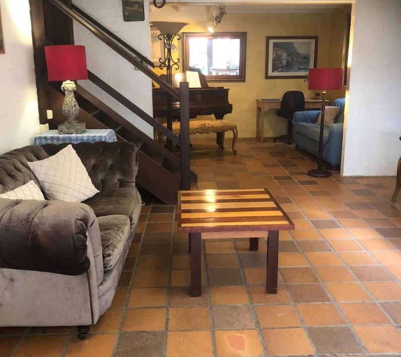 Photo of Livingroom in Clayfield