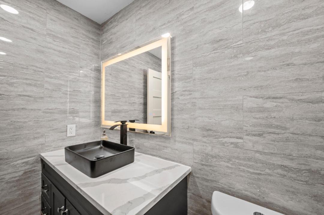 Photo of Bathroom in South Central Houston