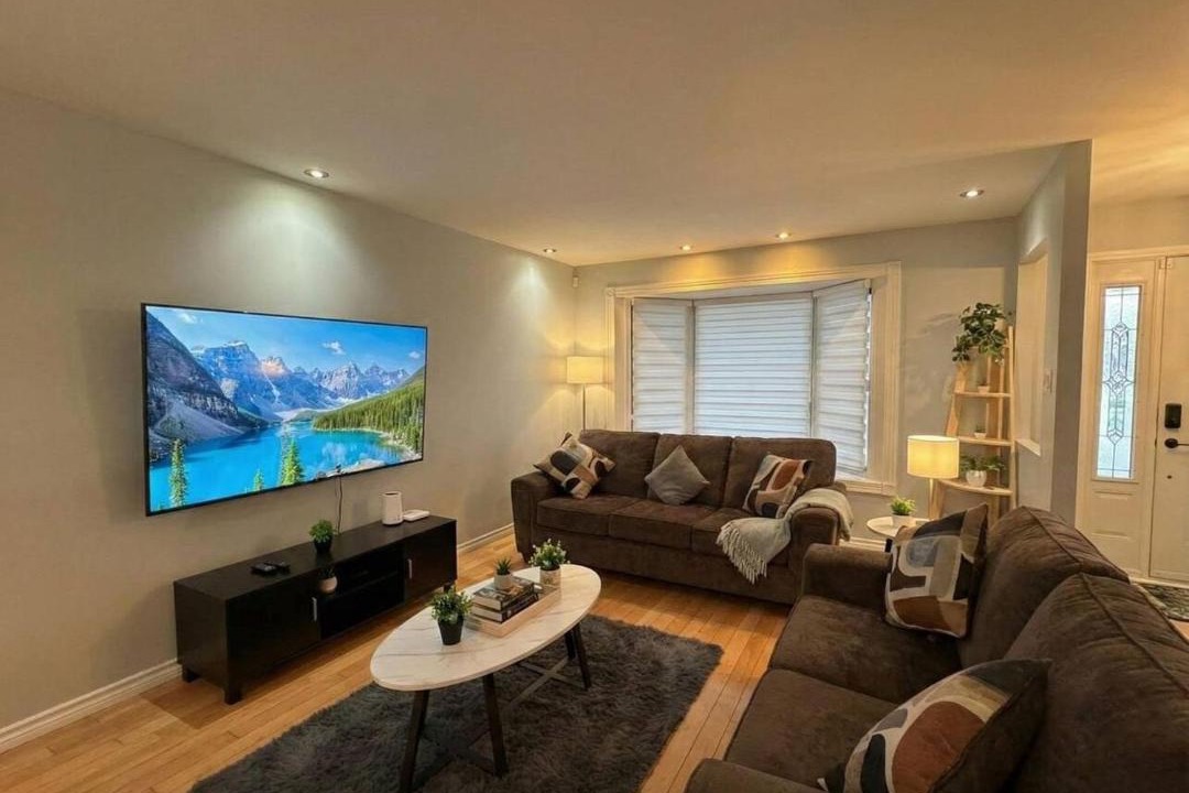 Photo of Livingroom in Vaudreuil