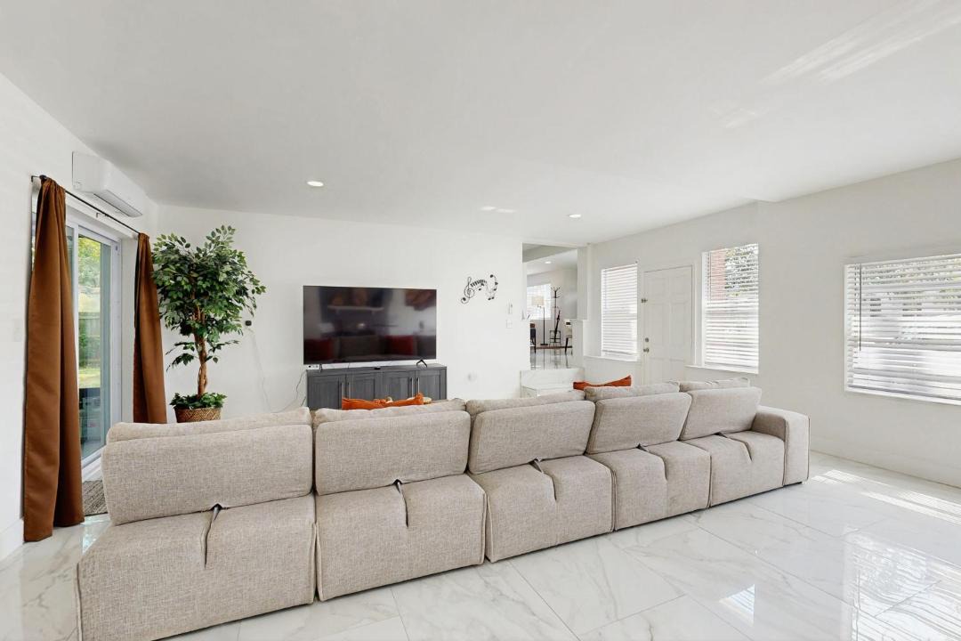 Photo of Livingroom in Avondale