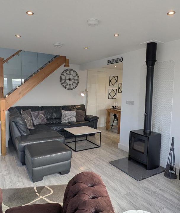 Photo of Others in Hepworth