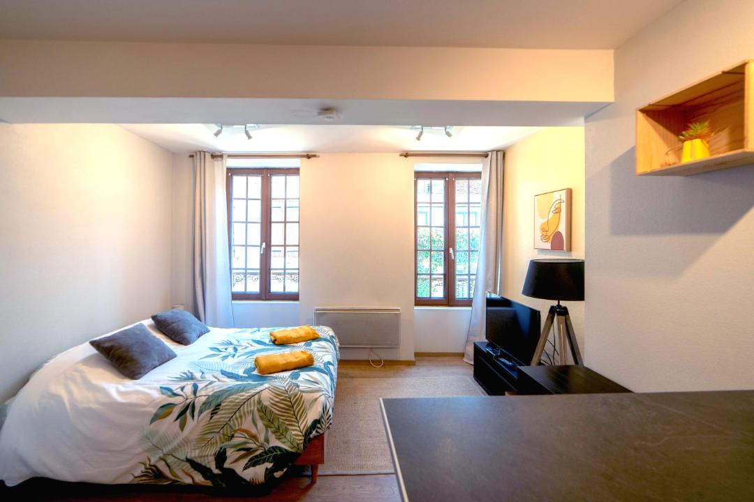 Photo of Others in Chablis